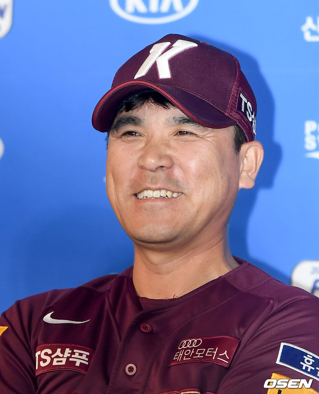 키움 장정석 감독이 포토타임을 하고 있다. /ksl0919@osen.co.kr