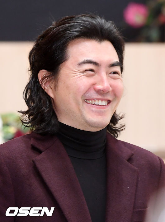 서울 양천구 목동 SBS 방송센터 SBS홀에서 SBS 금토 드라마 ‘열혈사제’ 제작발표회에서 이명우 PD가 미소짓고 있다./rumi@osen.co.kr