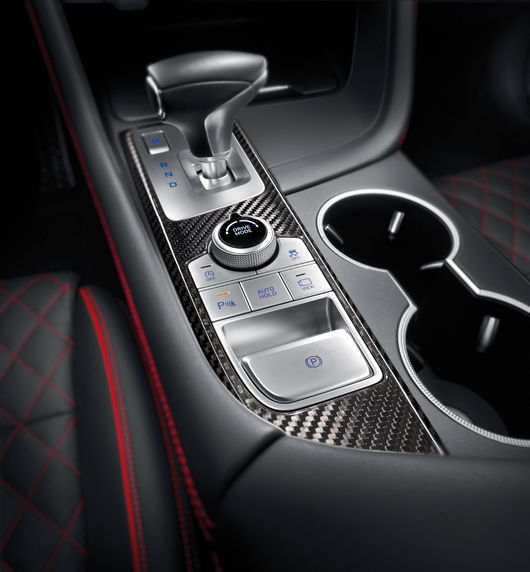 G70 ‘얼티밋 패키지’.