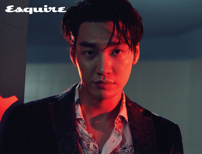 에스콰이어 제공