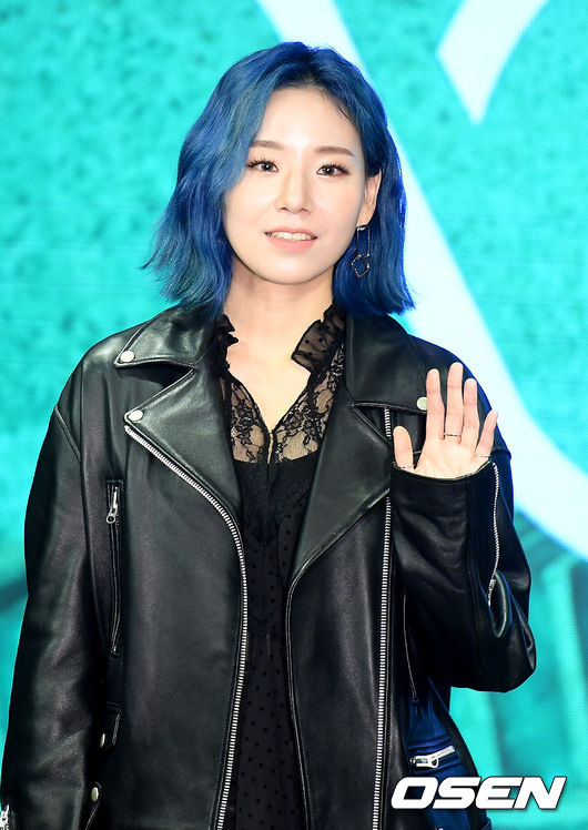 해디가 포토타임을 갖고 있다. /youngrae@osen.co.kr