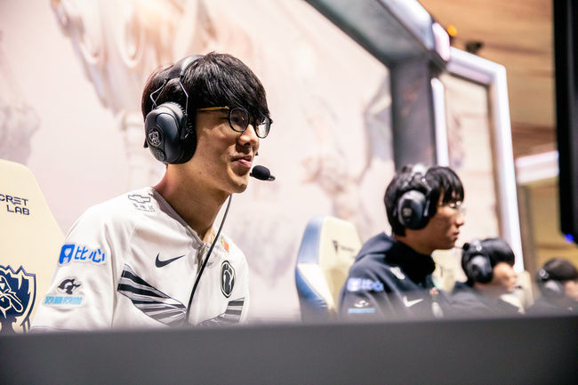 라이엇게임즈 플리커.