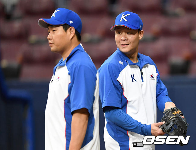 양의지와 박세혁이 훈련을 하고 있다. /sunday@osen.co.kr