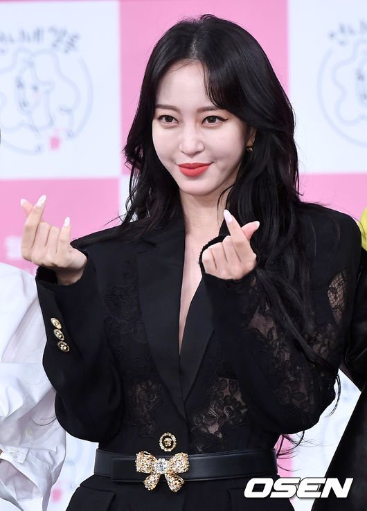 배우 한예슬이 참석해 포토타임을 하고 있다. /dreamer@osen.co.kr