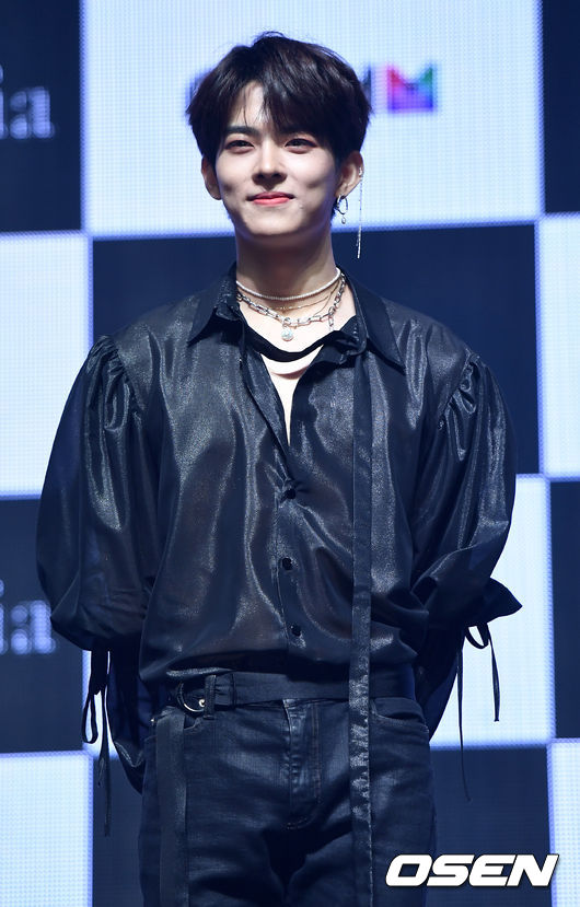 빅톤 정수빈이 포토타임을 하고 있다. /dreamer@osen.co.kr