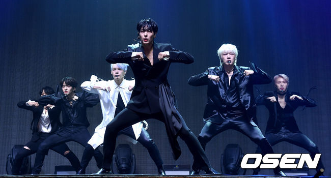 빅톤이 무대를 펼치고 있다. /dreamer@osen.co.kr