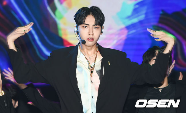 이진혁이 멋진 무대를 펼치고 있다./ soul1014@osen.co.kr