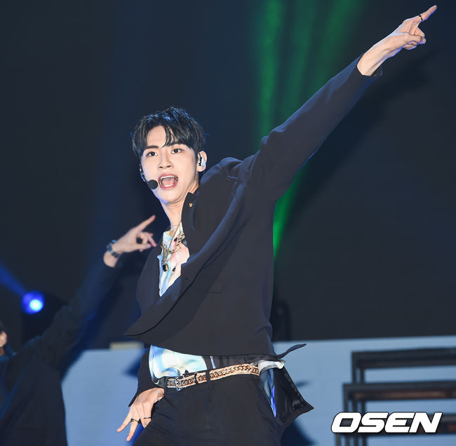 이진혁이 멋진 무대를 펼치고 있다./ soul1014@osen.co.kr