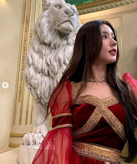 (여자)아이들 SNS