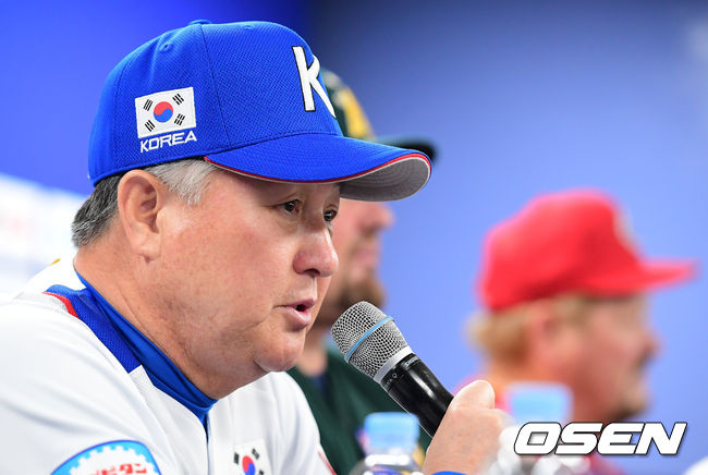 한국 대표팀 김경문 감독이 간담회를 하고 있다. /jpnews@osen.co.kr
