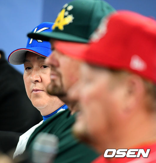 한국 대표팀 김경문 감독이 간담회를 하고 있다. /jpnews@osen.co.kr