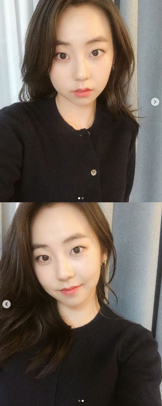 [사진=안소희 SNS] 배우 안소희가 수험생들을 응원하며 셀카를 공개했다.