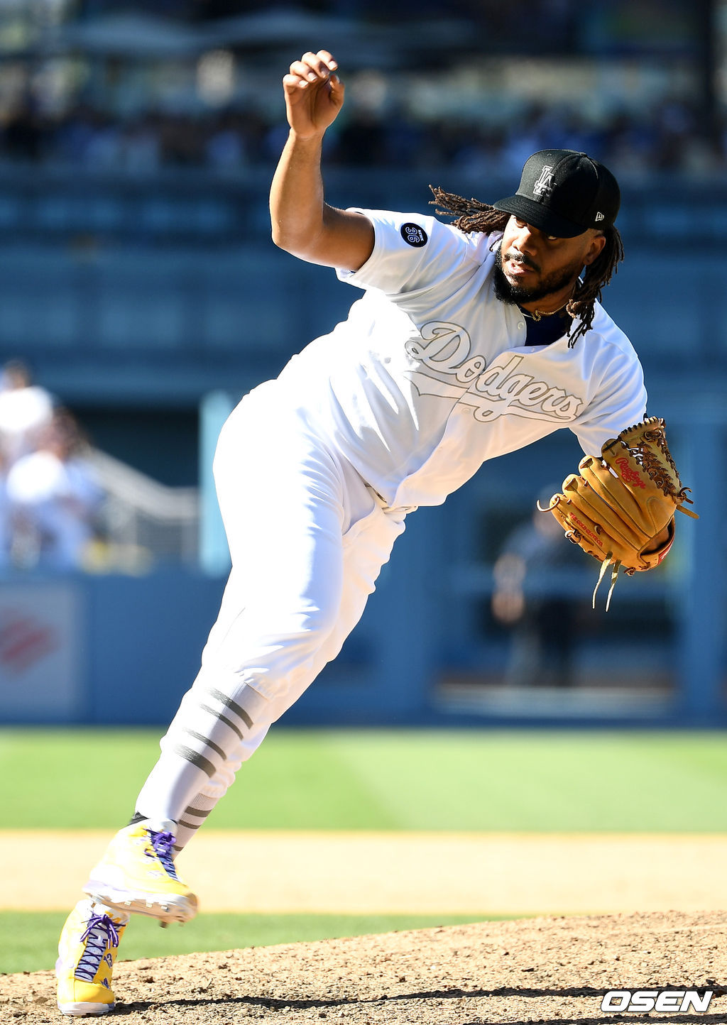 다저스 투수 캔리 젠슨이 힘차게 공을 뿌리고 있다. /dreamer@osen.co.kr