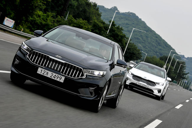 3개월 연속 준대형세단 판매 1위를 달리고 있는 ‘K7 프리미어’. 