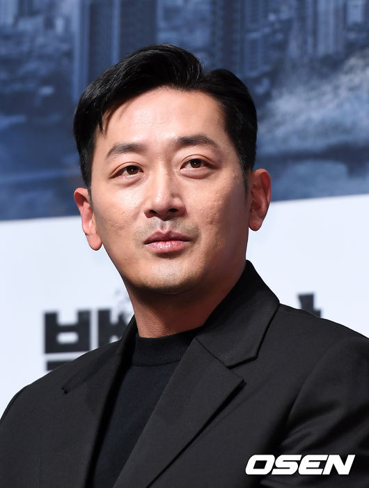 19일 오전 서울 강남구 압구정 CGV에서 영화 '백두산' 제작보고회가 열렸다.