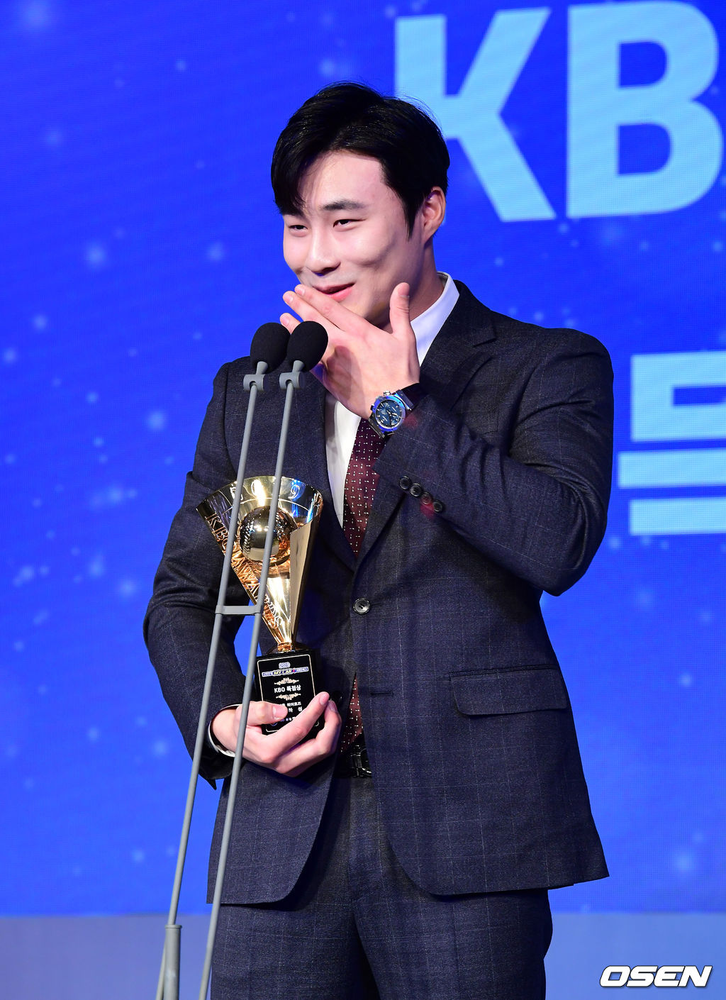 키움 김하성이 득점상을 수상하며 소감을 말하고 있다. /jpnews@osen.co.kr