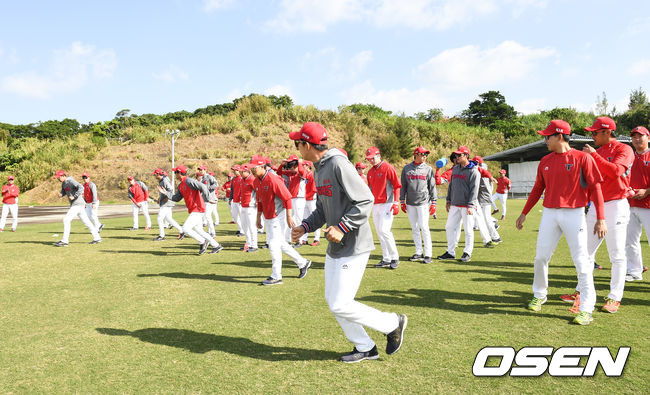 KIA 타이거즈 선수들이 스프링캠프에서 훈련을 하고 있다./OSEN DB