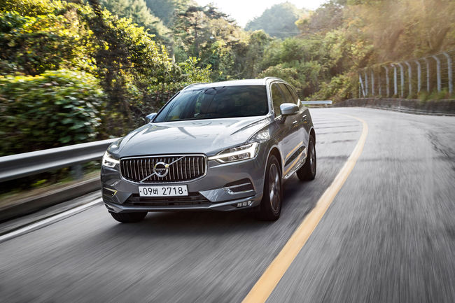 볼보차 중형 SUV XC60.
