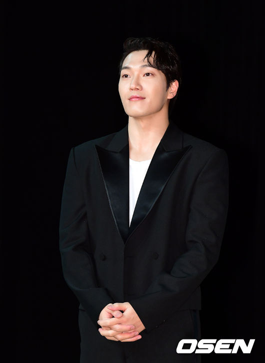 가수 김필이 포토타임을 하고 있다. /jpnews@osen.co.kr 