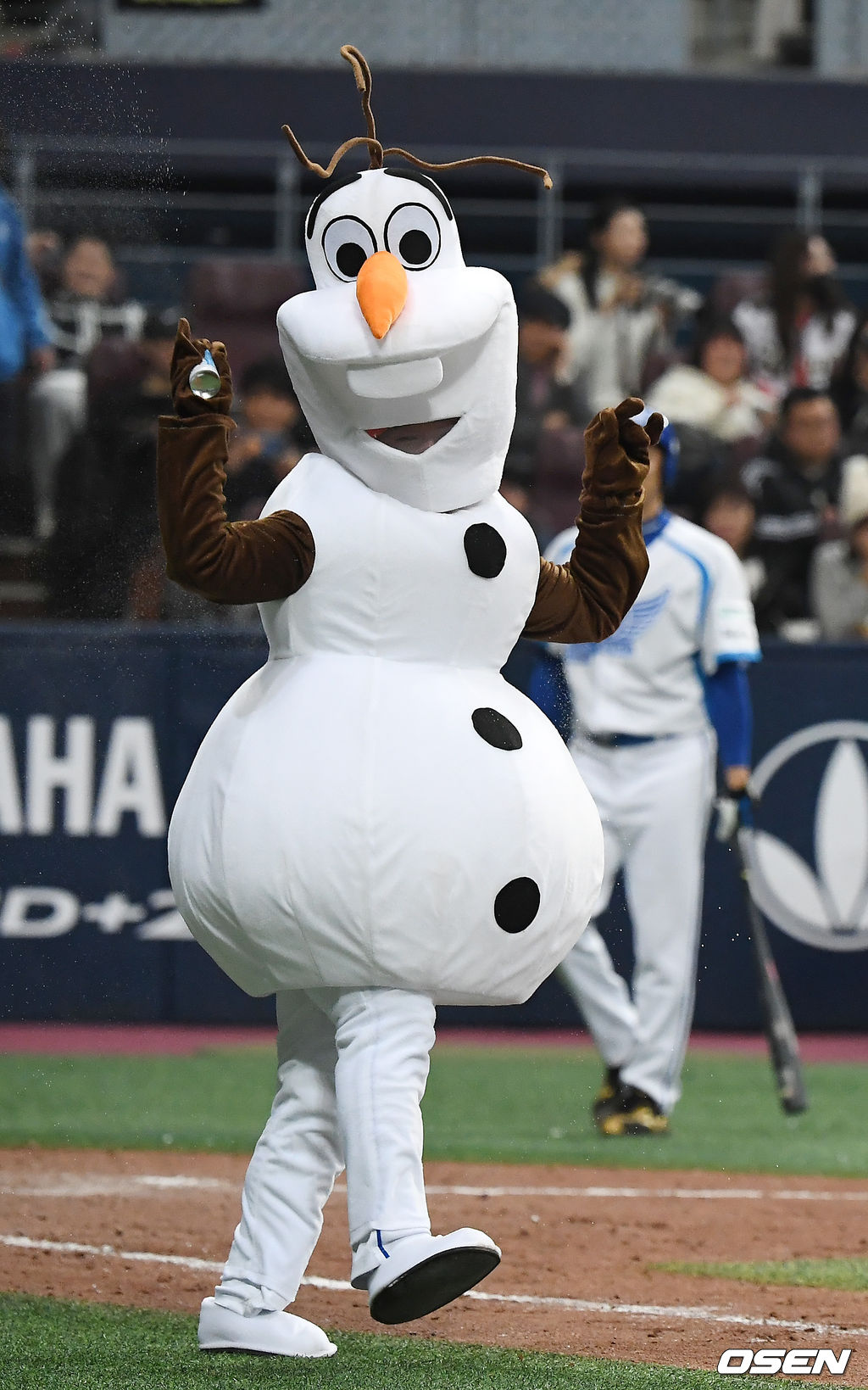 3회말 양신팀 김민수가 볼넷으로 출루하고 있다. /youngrae@osen.co.kr 