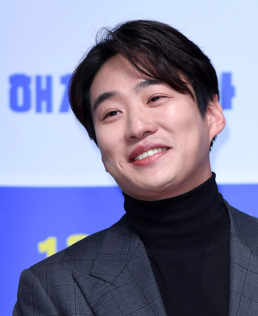 18일 오전 서울 강남구 CGV 압구정에서 영화 ‘해치지않아’ 제작보고회가 열렸다.  배우 안재홍이 영화에 대한 이야기를 나누고 있다. /sunday@osen.co.kr