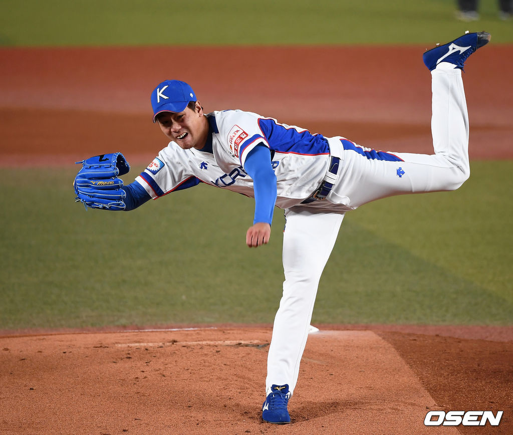 김광현이 역투하고 있다. /youngrae@osen.co.kr