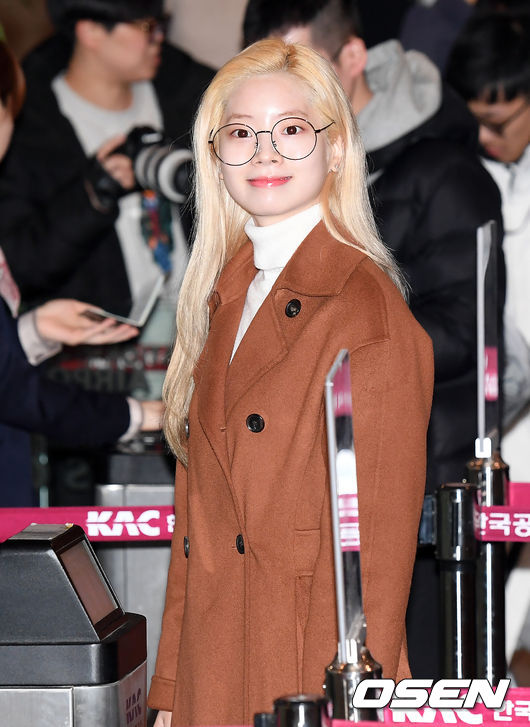 TWICE(트와이스) 다현이 출국장으로 향하고 있다. /cej@osen.co.kr