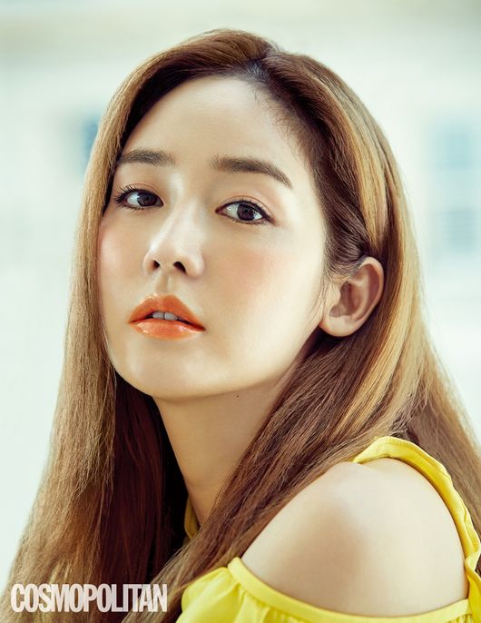 코스모폴리탄 제공