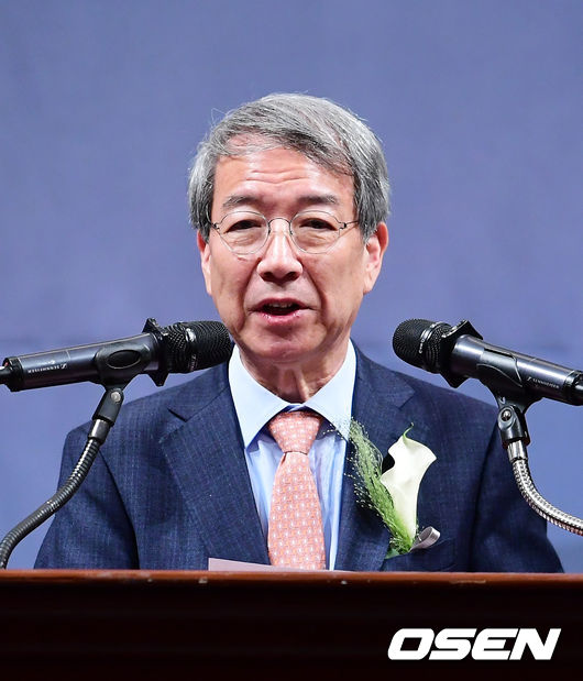 KBO 정운찬 총재가 축사를 하고 있다. /jpnews@osen.co.kr