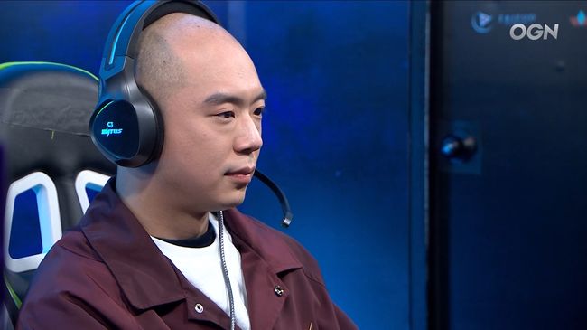 로열 로더스 트위치 중계화면 캡처.