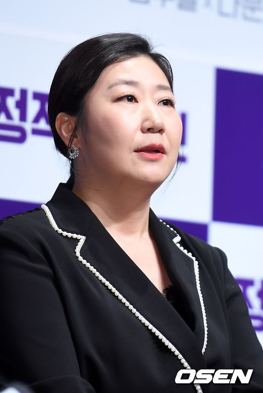 배우 라미란이 포토타임을 갖고 있다. /youngrae@osen.co.kr 