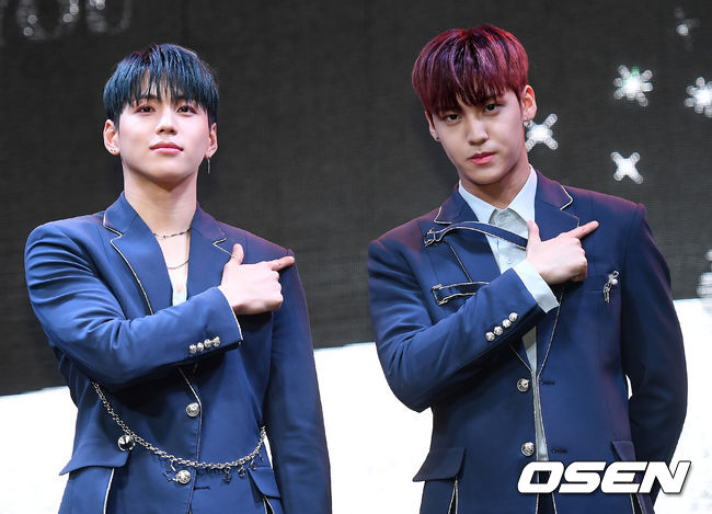 비오브유(김국헌, 송유빈)가 포토타임을 갖고 있다. /youngrae@osen.co.kr 