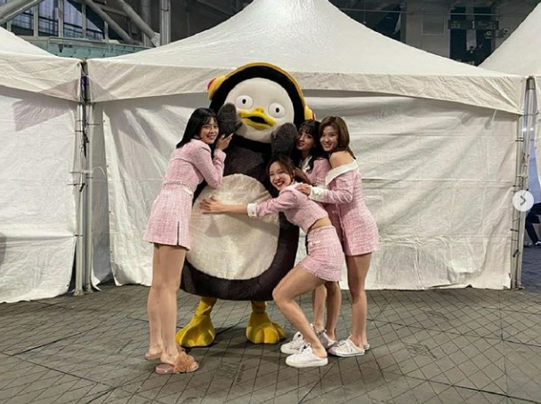 트와이스 공식 SNS