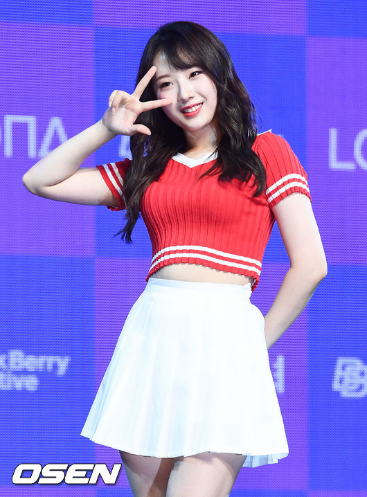 20일 오후 서울 한남동 블루스퀘어에서 진행된 걸그룹 '이달의 소녀' 데뷔 쇼케이스에서 유닛그룹 이달의 소녀 하슬이 포즈를 취하고 있다. / soul1014@osen.co.kr