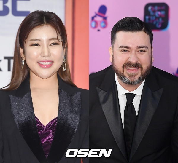 [사진=OSEN DB] 가수 송가인(왼쪽)와 호주 출신 방송인 샘 해밍턴이 호주의 산불 피해에 대한 관심을 촉구했다.