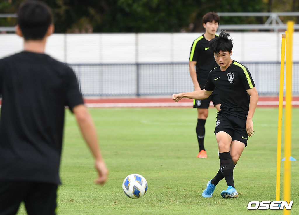 엄원상이 훈련을 하고 있다. /youngrae@osen.co.kr 