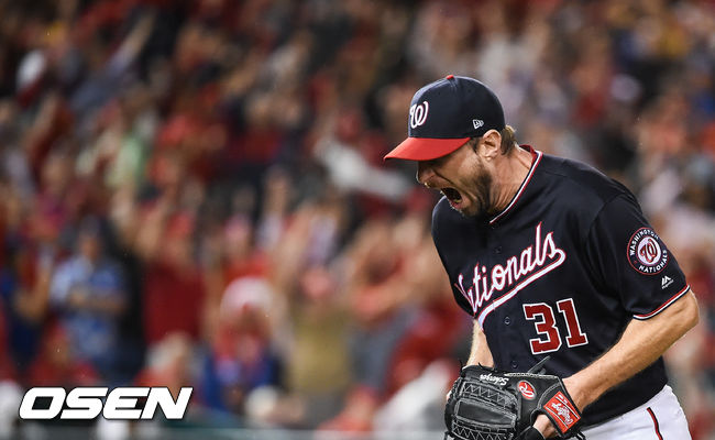 7회초 만루위기를 무실점을 막은 워싱턴 슈어저가 환호하고 있다. /soul1014@osen.co.kr