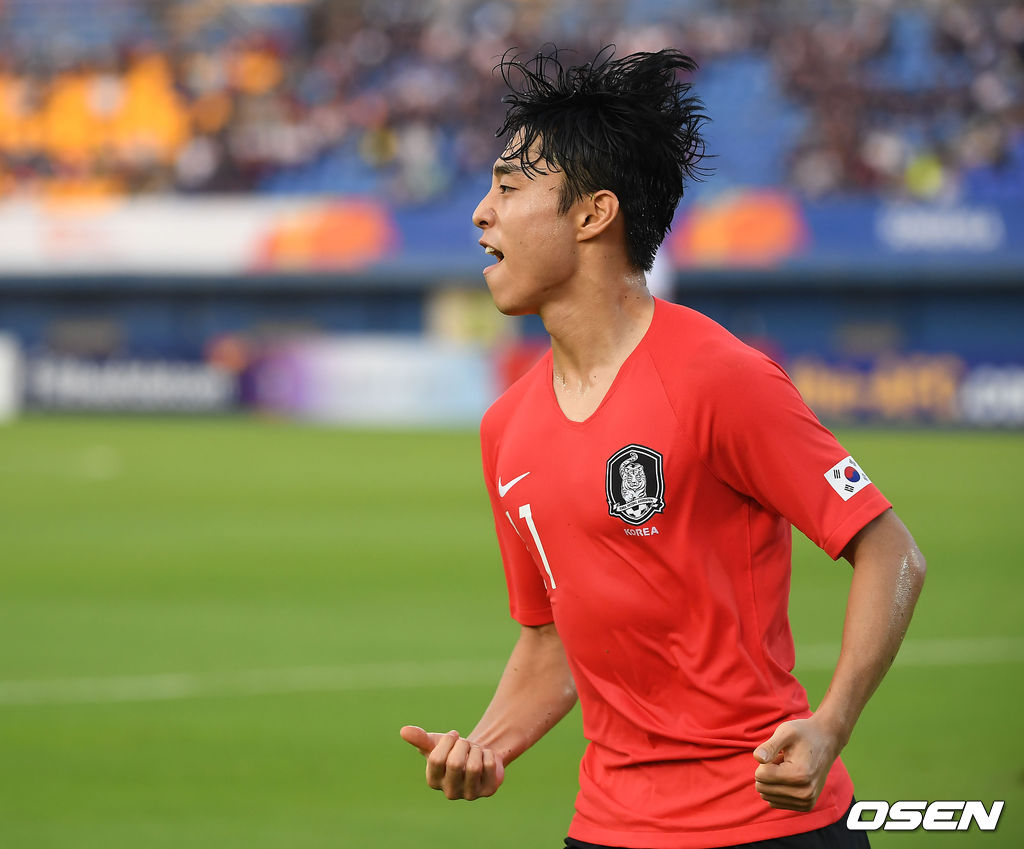 전반 이동준이 선제골을 넣은 뒤 기뻐하고 있다. /youngrae@osen.co.kr