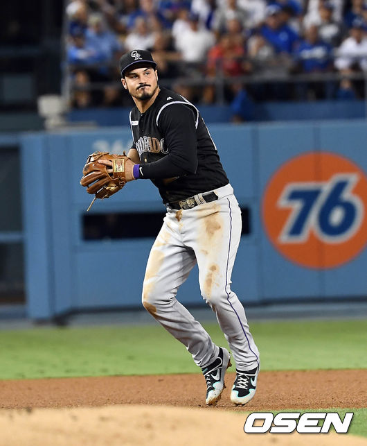 3회말 1사 1,2루 시거가 적시타를 치고 있다. /dreamer@osen.co.kr