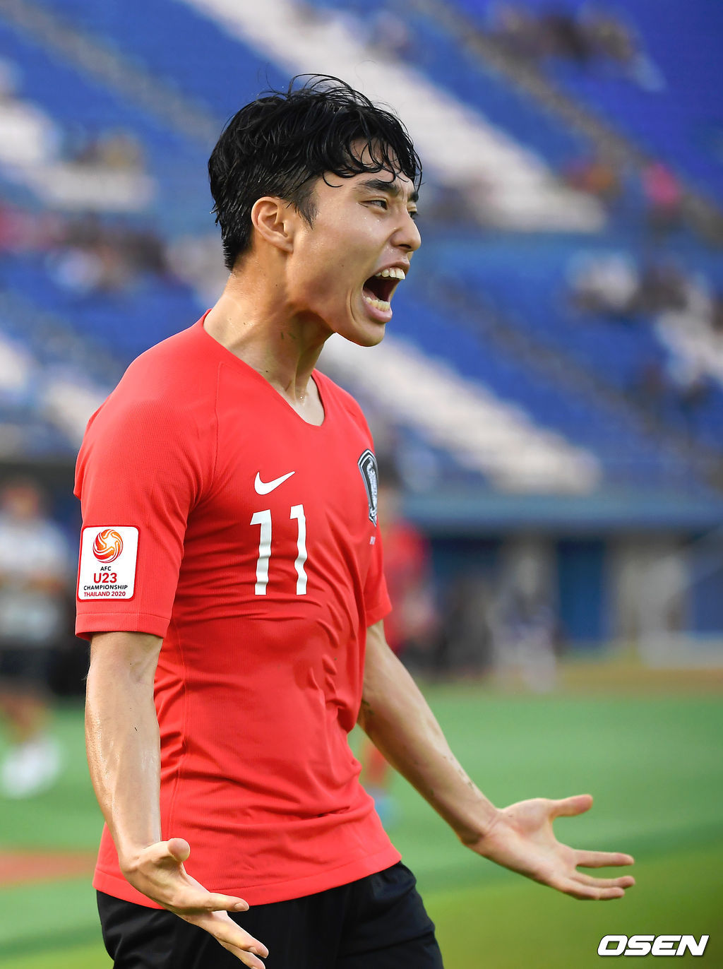 전반 이동준이 선제골을 넣은 뒤 기뻐하고 있다. /youngrae@osen.co.kr