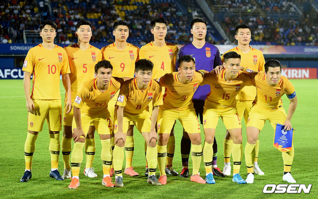 중국 베스트 11 선수들이 포즈를 취하고 있다. /youngrae@osen.co.kr