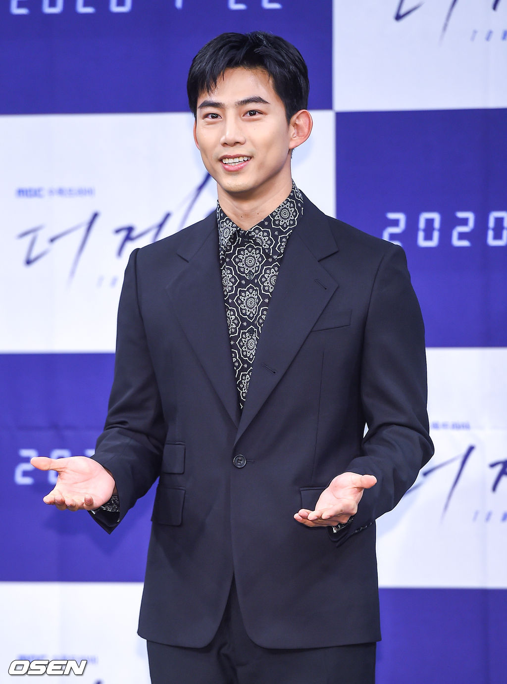 옥택연이 포즈를 취하고 있다. / soul1014@osen.co.kr