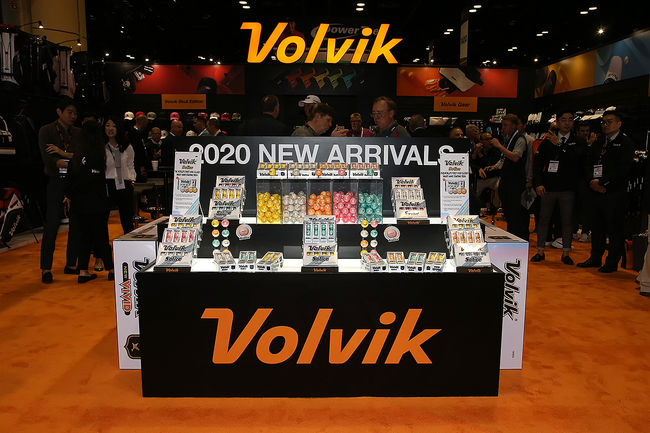 볼빅이 공개한 하이 글로시 3중 나노 코팅의 솔리체(Solice) 골프공. /볼빅 제공. 