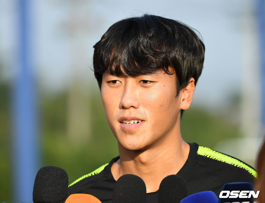 원두재가 인터뷰를 하고 있다. /youngrae@osen.co.kr 