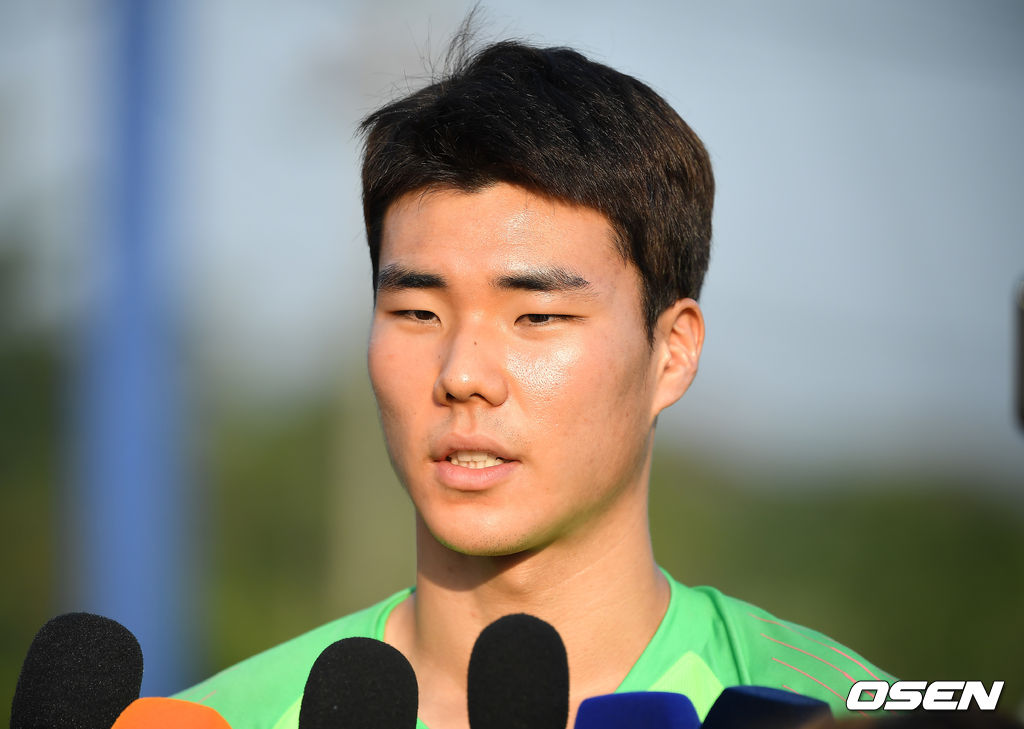 송범근이 인터뷰를 하고 있다. /youngrae@osen.co.kr 