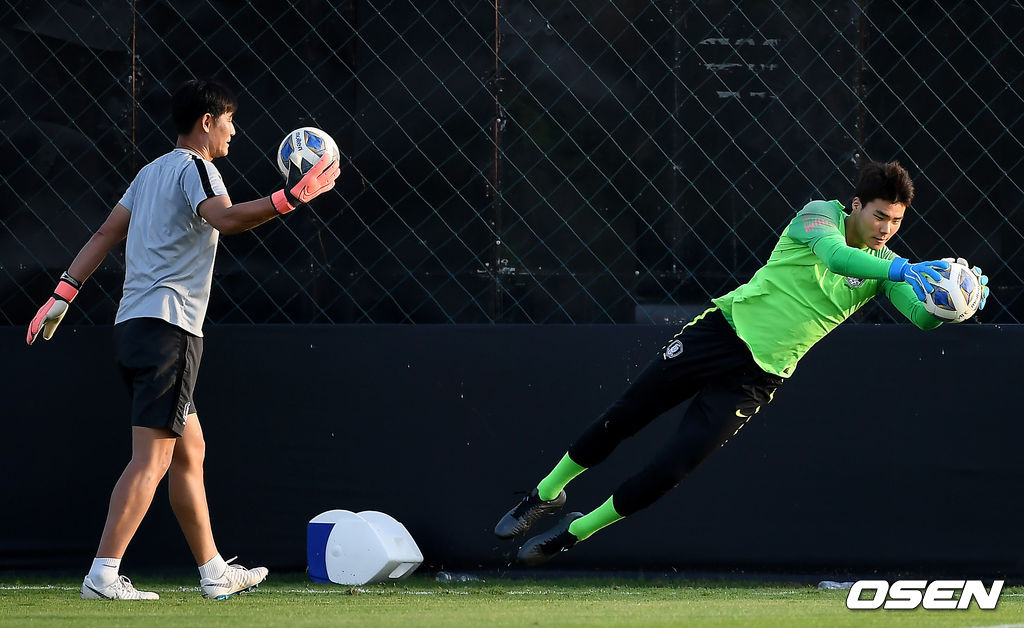 송범근이 훈련을 하고 있다. /youngrae@osen.co.kr 