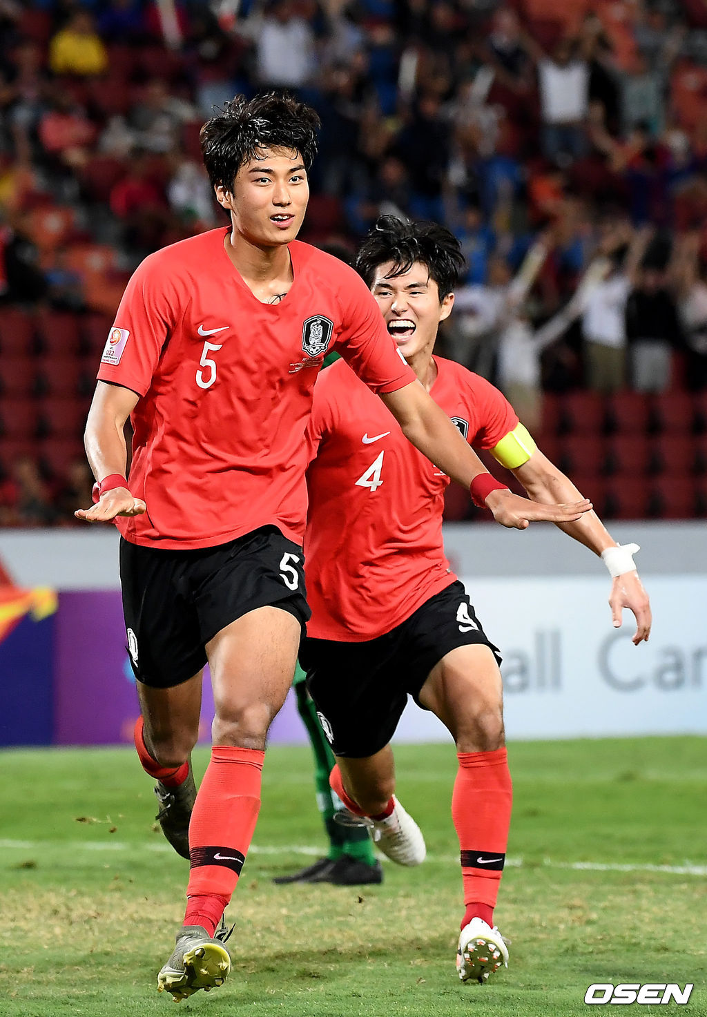 26일 오후 태국 라자망갈라 스타디움에서 '2020 아시아축구연맹(AFC) U-23 챔피언십' 한국과 사우디아라비아의 결승전 경기가 열렸다.선제골을 넣은 정태욱이기뻐하고 있다. /youngrae@osen.co.kr