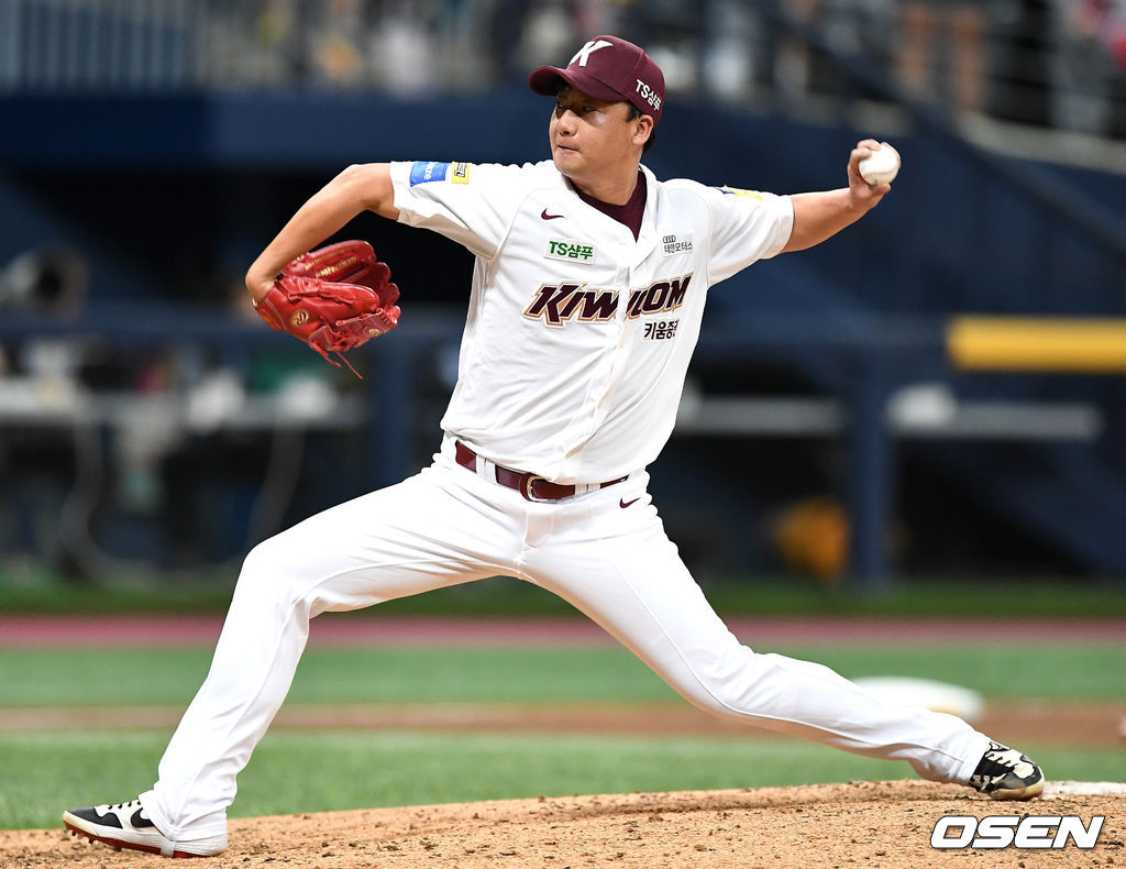 키움 투수 오주원이 힘차게 공을 뿌리고 있다. /dreamer@osen.co.kr