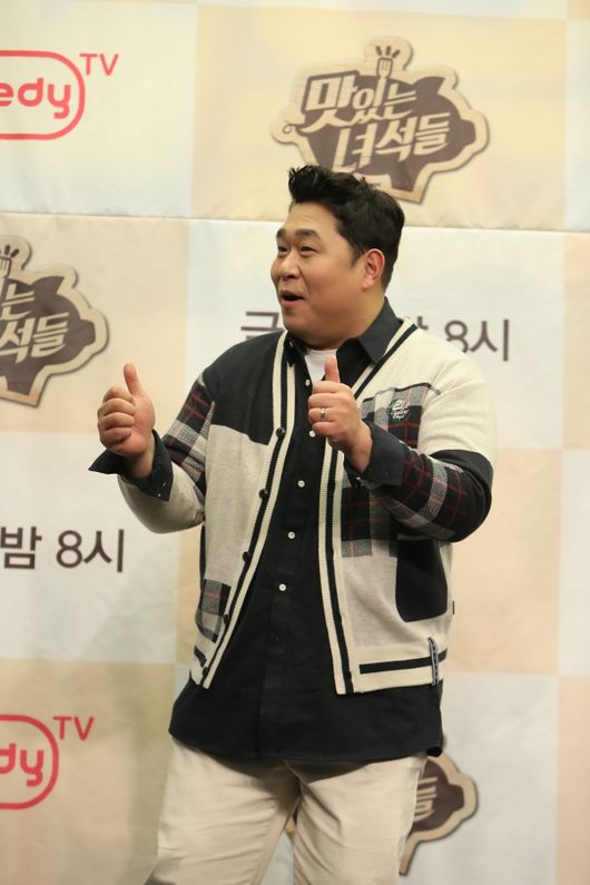 [사진=코미디TV 제공] '맛있는 녀석들' 5주년 기자간담회에 참석한 문세윤.