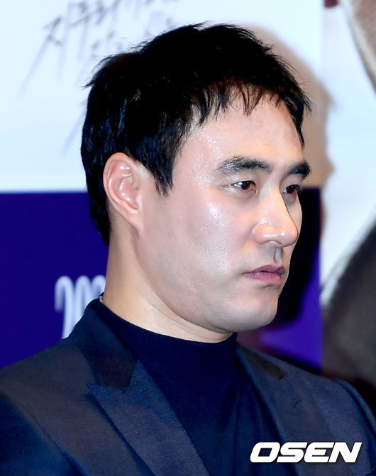 3일 오후 서울 삼성동 메가박스 코엑스점에서 영화 '지푸라기라도 잡고 싶은 짐승들' 언론배급시사회가 열렸다.